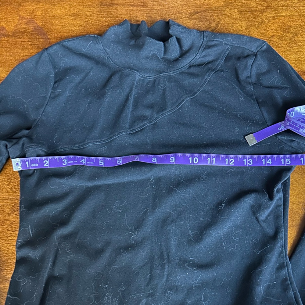 Commense black mock neck